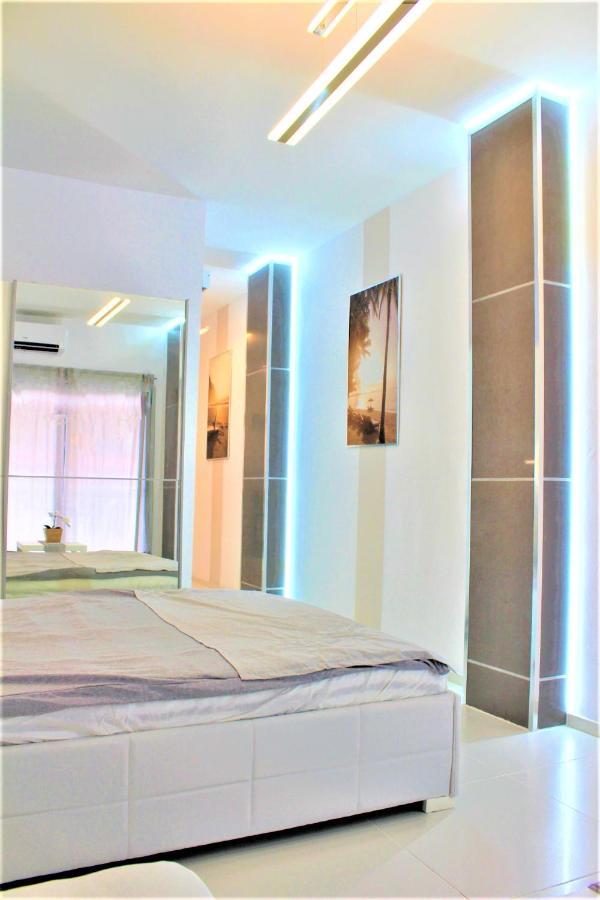 Waterfront Studio Apartment Las Palmas de Gran Canaria Exterior photo
